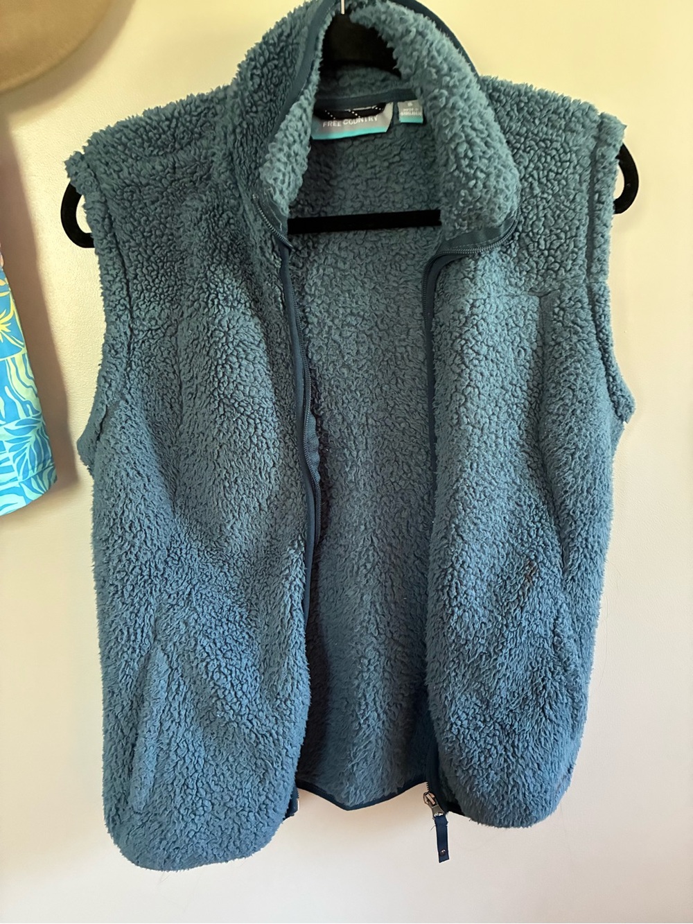 Free Country Plush Sherpa Vest in Teal